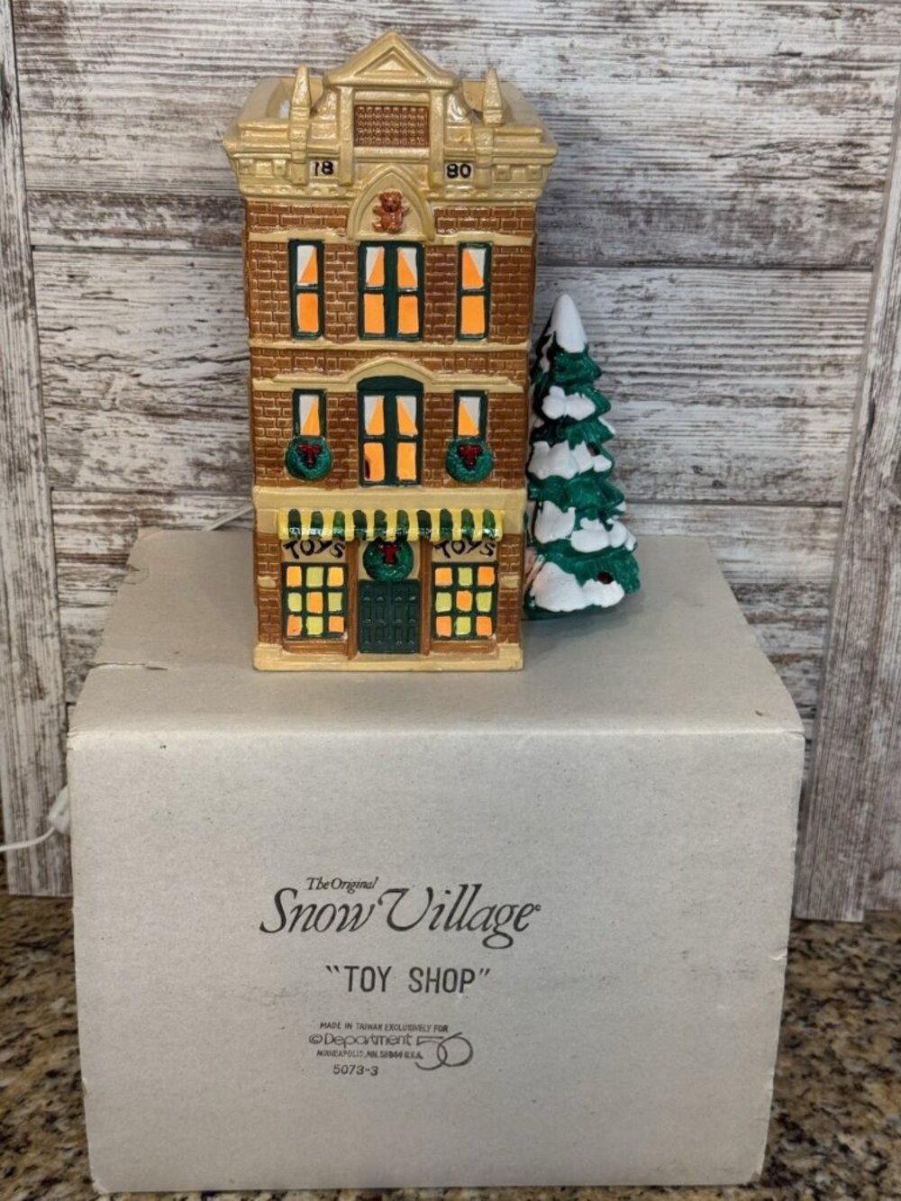 Dept. 56 The Original Snow Village 1986 TOY SHOP 5073-3 Vintage